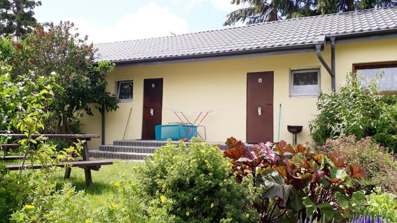 Ow Wilk - Pokoje I Domki Z Aneksami Kuchennymi, Parking, Plac Zabaw ウェバ エクステリア 写真